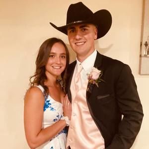 Meet your Posher, Brooke